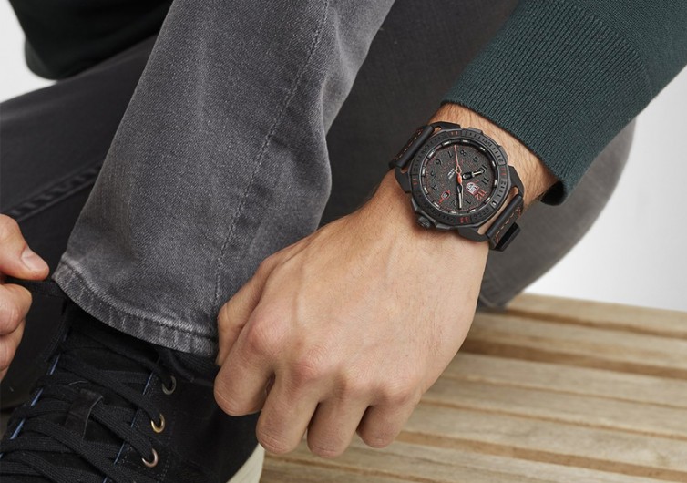 luminox ice sar 1002