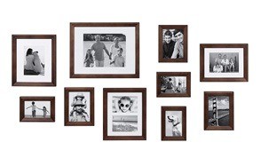 kate and laurel brown wooden frame set
