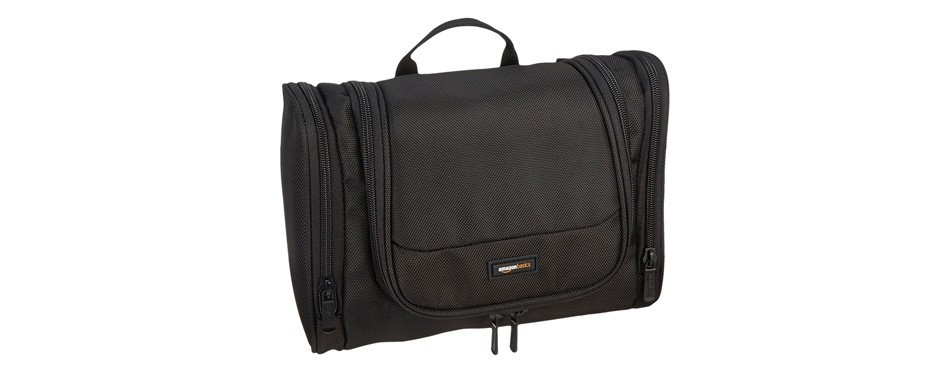 amazonbasics hanging dopp kit
