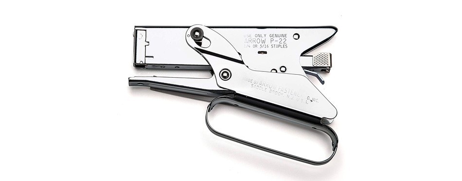 arrow fastener p22 heavy duty plier type stapler