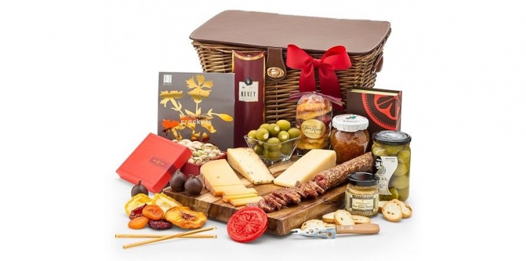 artisan cheese hamper