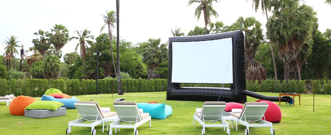 best outdoor movie screens