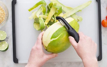 14 Best Fruit and Vegetable Peelers 2018 - Manual and Electric Vegetable  Peelers