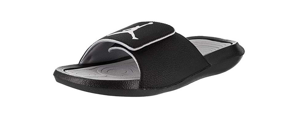 mens nike flip flops amazon