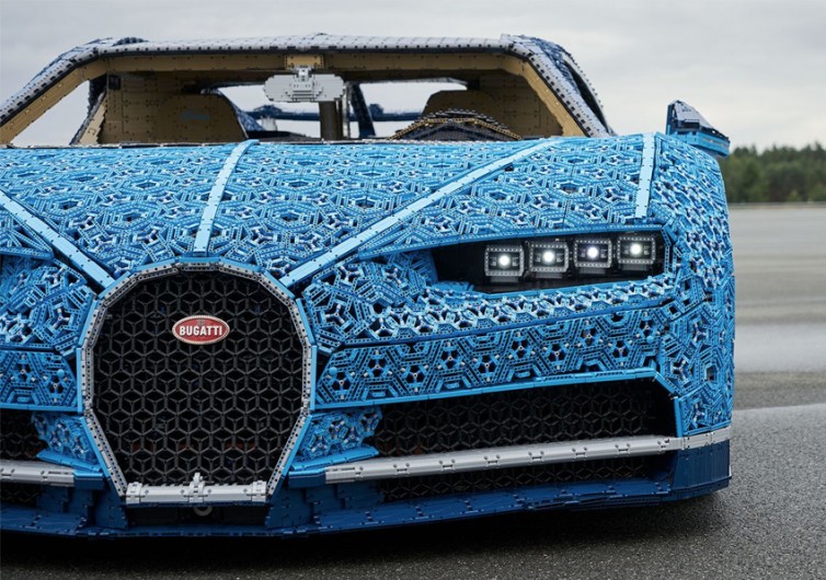 Life Size Lego Bugatti Chiron Gearhungry