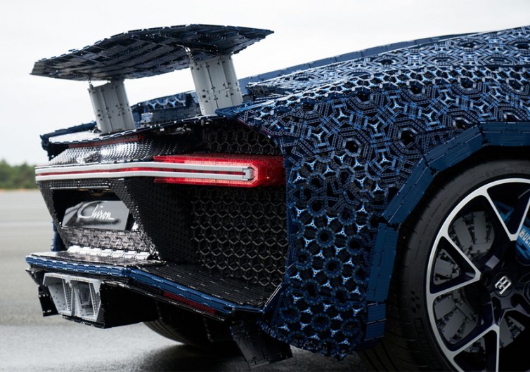 Life Size Lego Bugatti Chiron Gearhungry