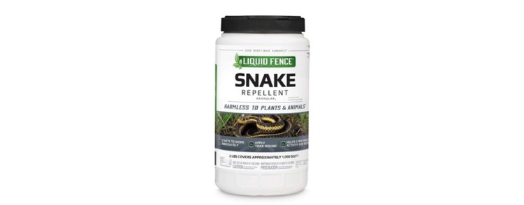 10 Best Snake Repellents In 2019 [Buying Guide] – Gear Hungry