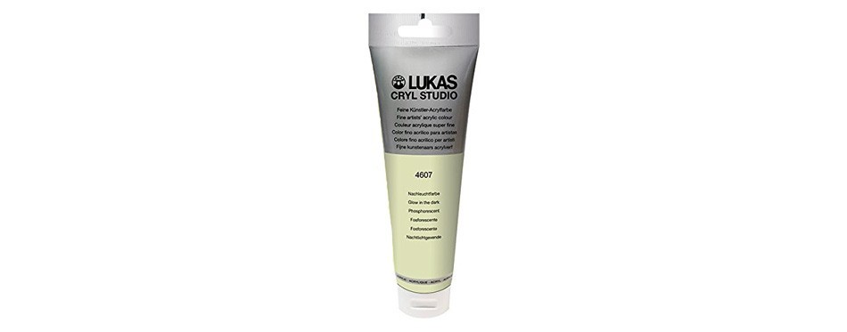lukas cryl studio’s high pigment concentration glow in the dark paint