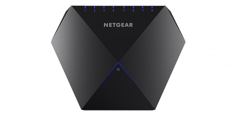 NETGEAR Nighthawk S8000