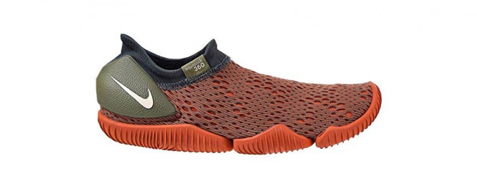 water shoes nike