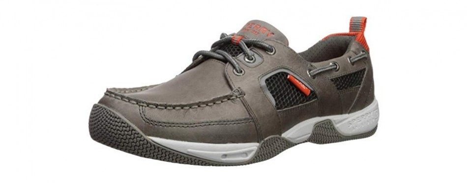 best fishing sneakers