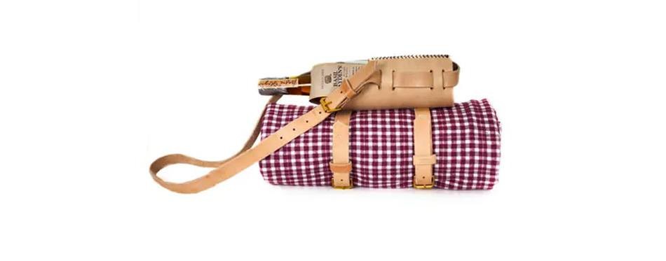the sidekick blanket & holster