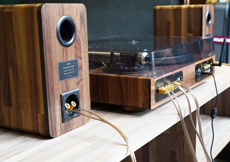 Tt8 Wooden Multi Functional Turntable Gearhungry Tt8 Wooden Multi Functional Turntable