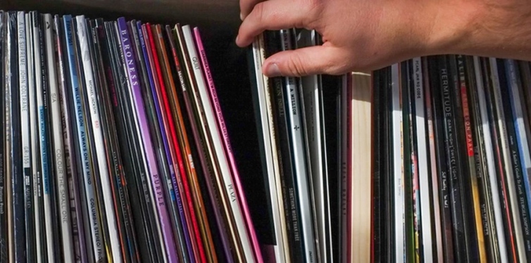vinyl me please